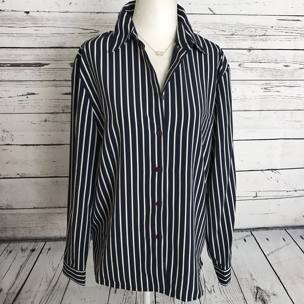 Karen Scott top
